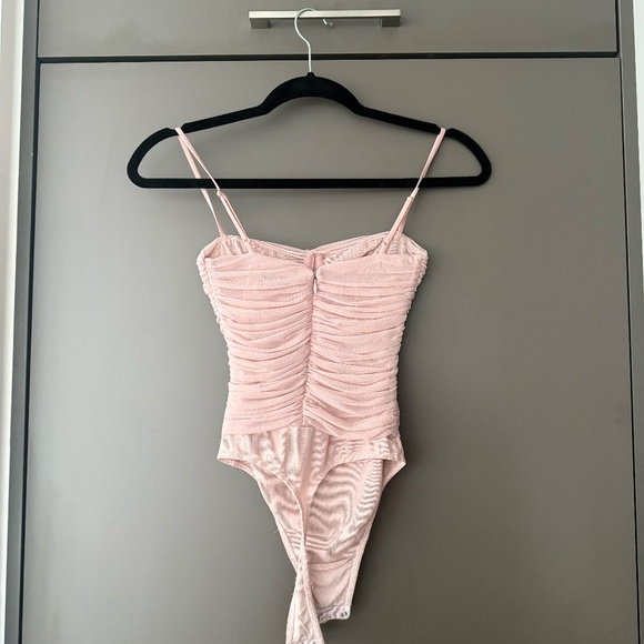 Aritzia Babaton Luxor Bodysuit Size 00 Ruched Wired Zipper-Back - Picture 5 of 11